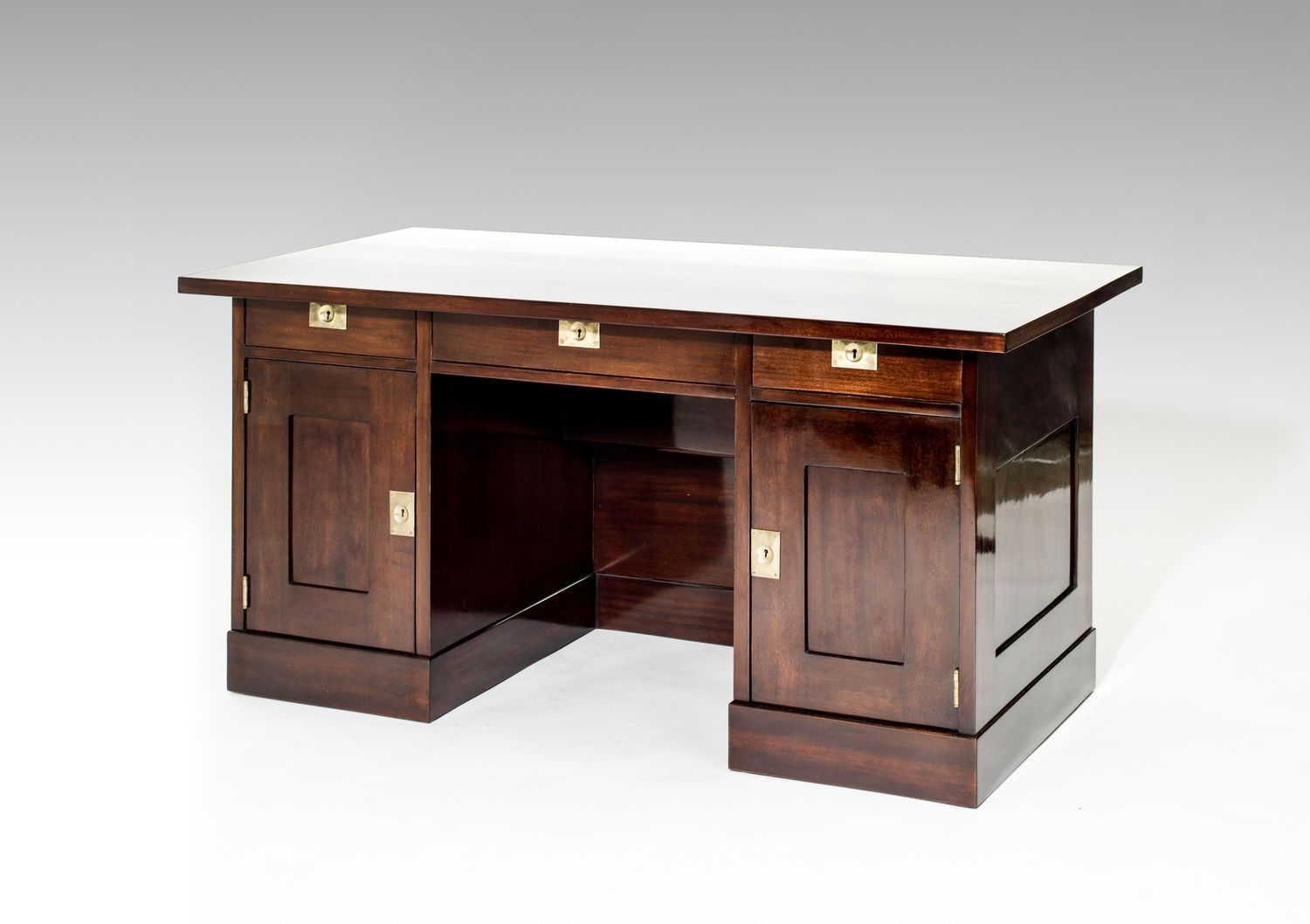 WRITING DESK